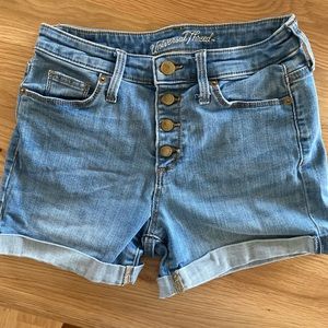 euc universal thread denim shorts